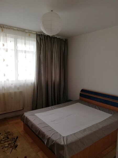 Ion Mihalache, Hotel Samaa